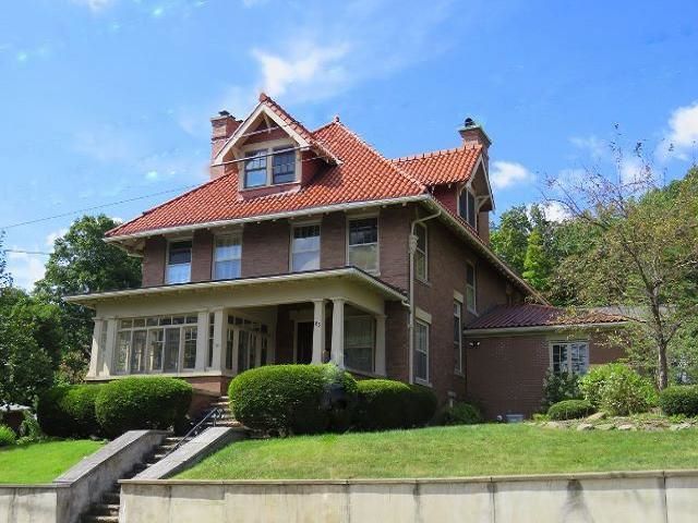 large home in Bradford PA