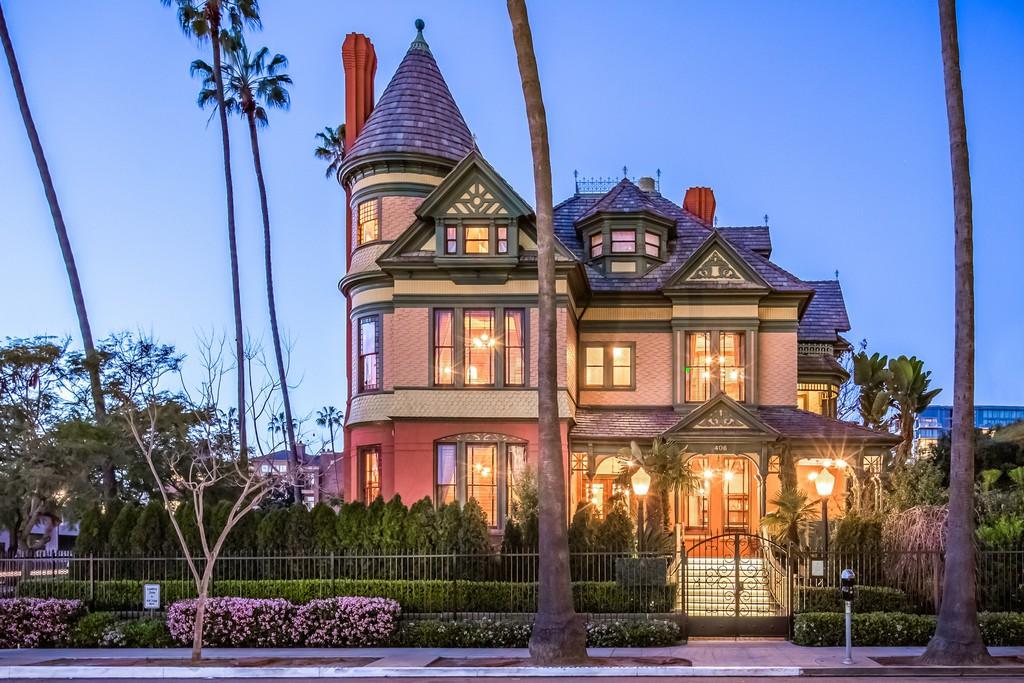Queen Anne victorian