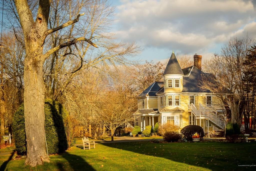 Queen Anne Victorian home for sale