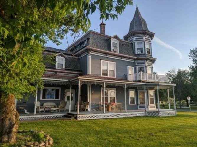 Queen Anne Victorian home for sale