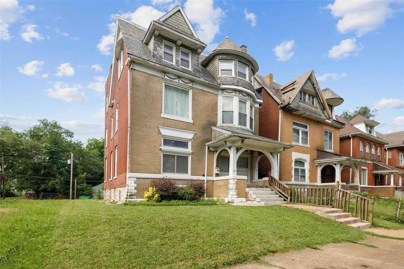 Queen Anne Victorian home for sale