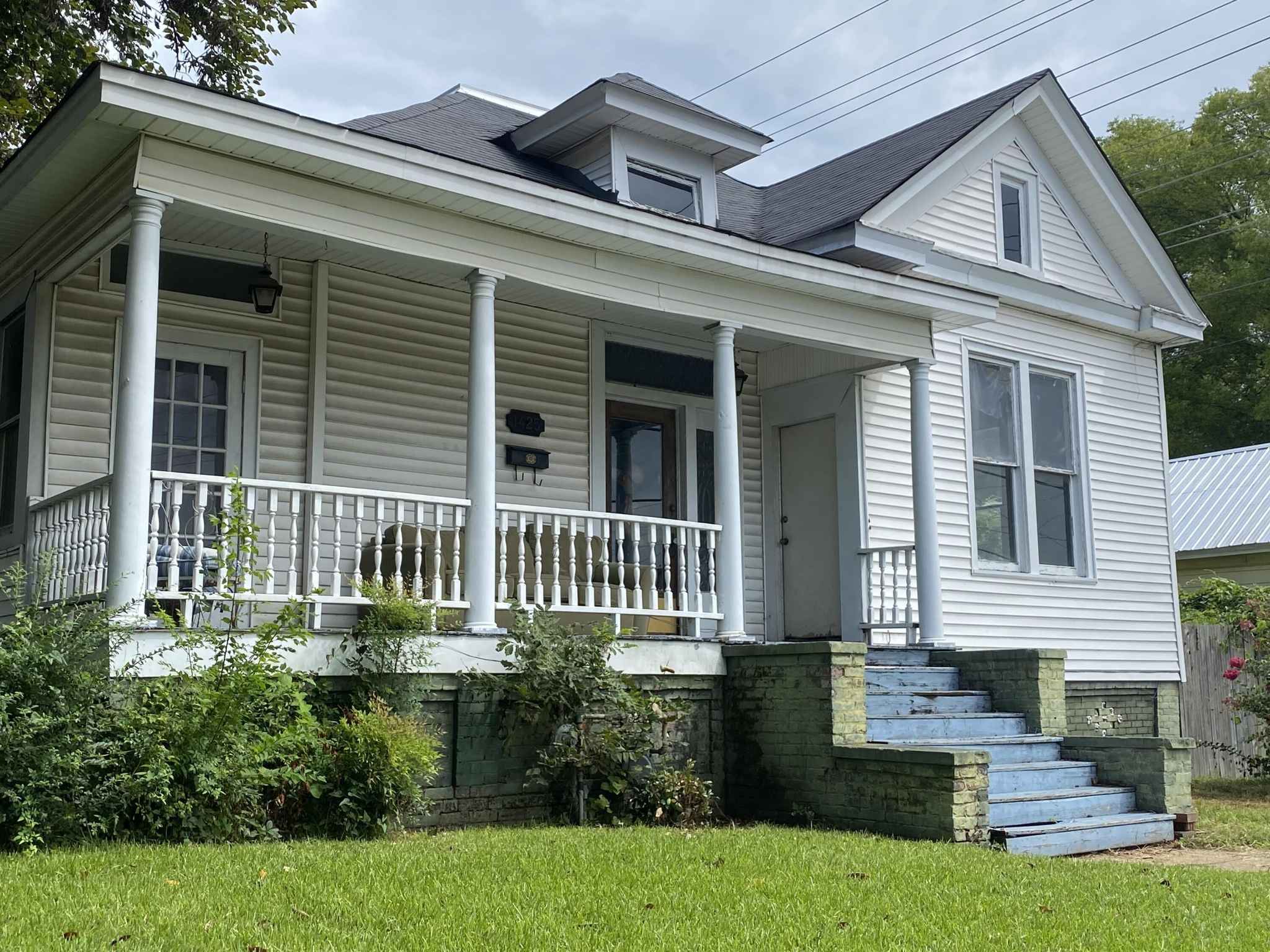 handyman special home for sale