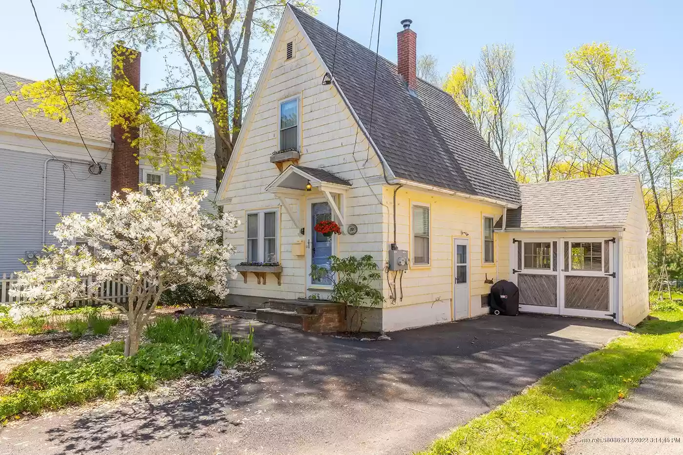 cottage for sale