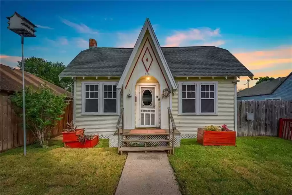 cottage for sale