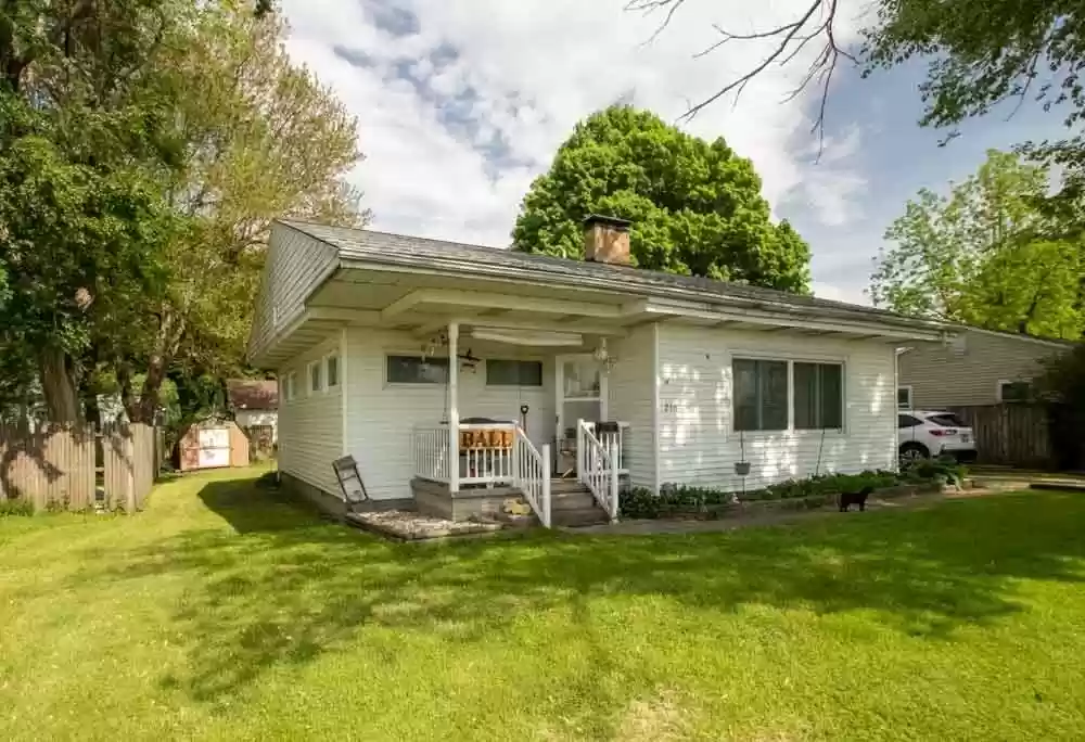 cottage for sale