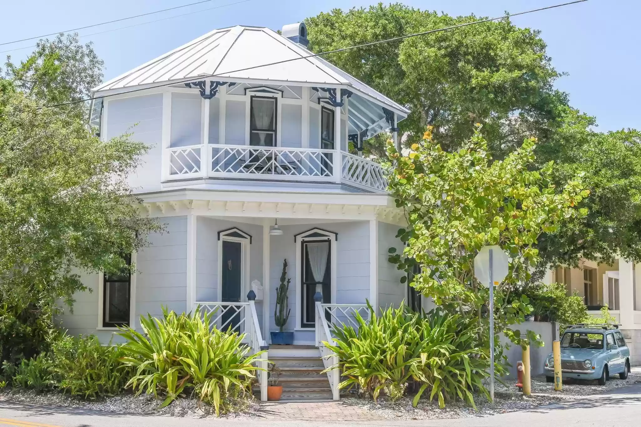 octagon house