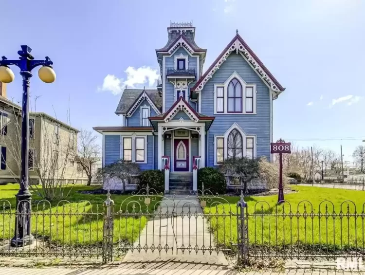 Queen Anne Victorian