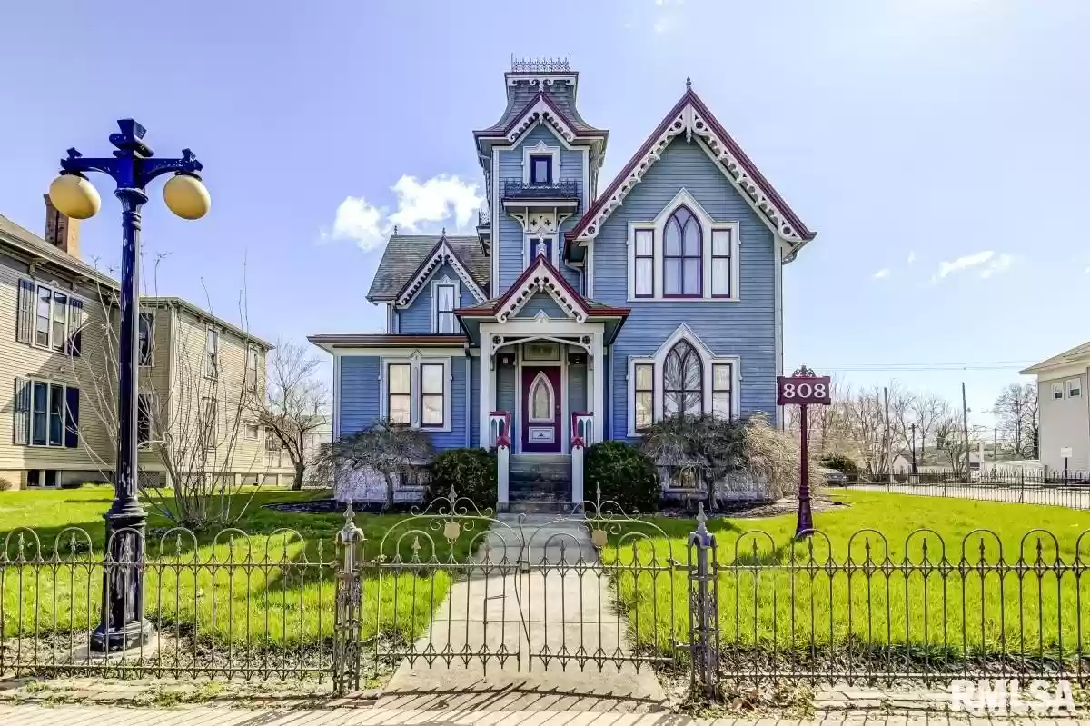 Queen Anne Victorian