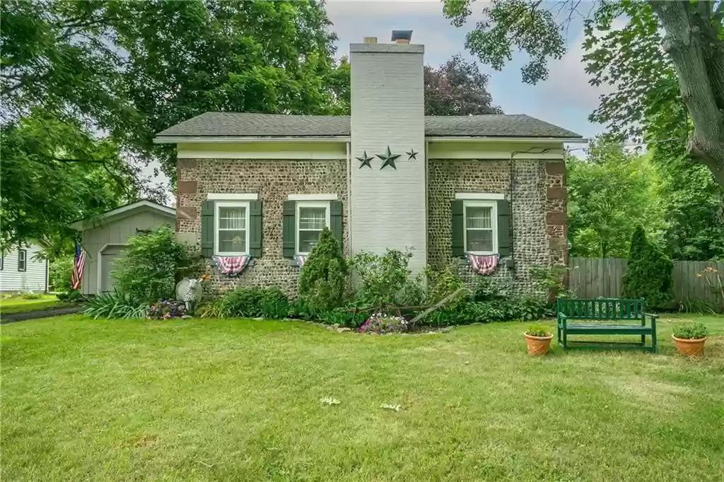 cobblestone home