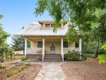 bungalow