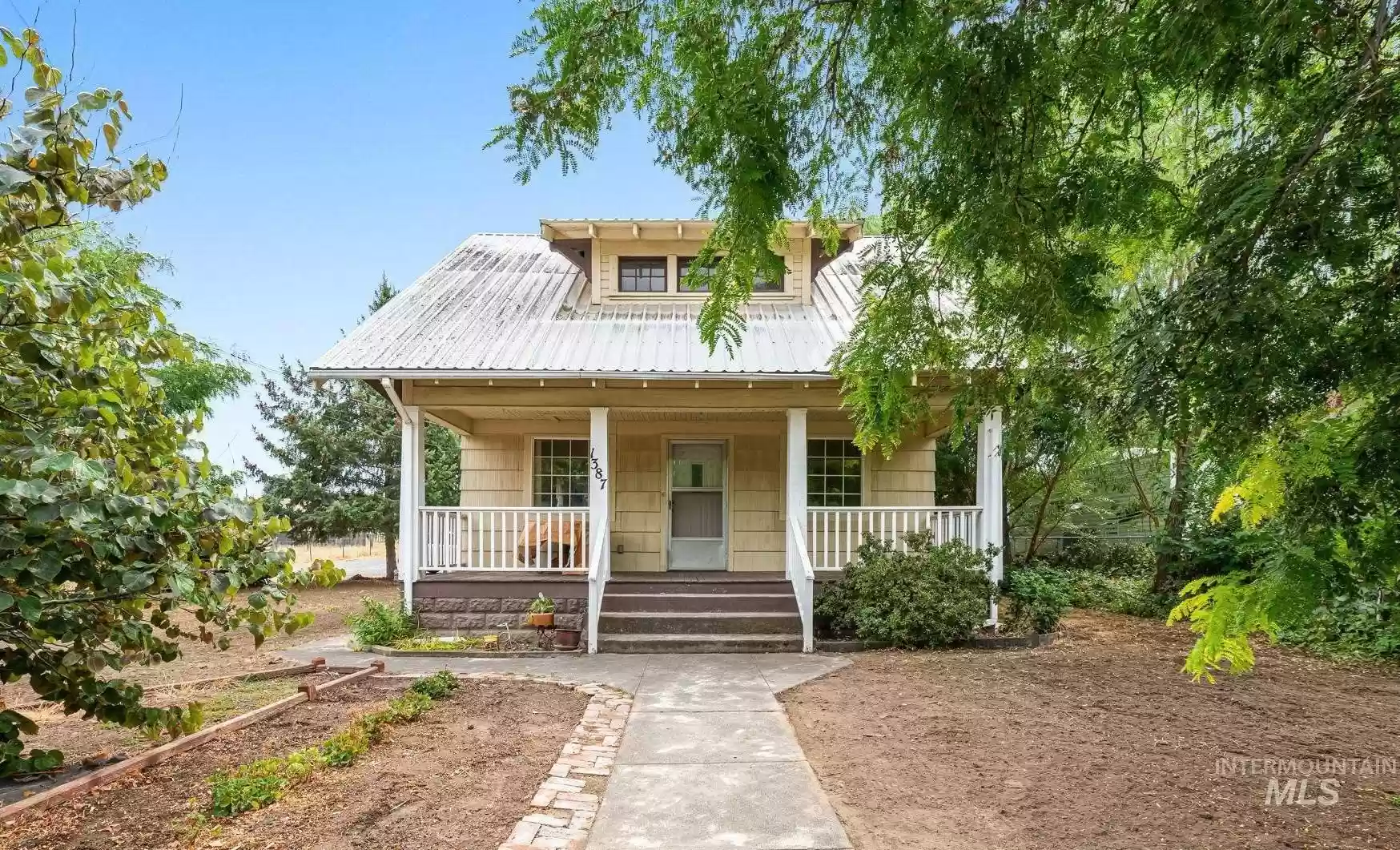 bungalow