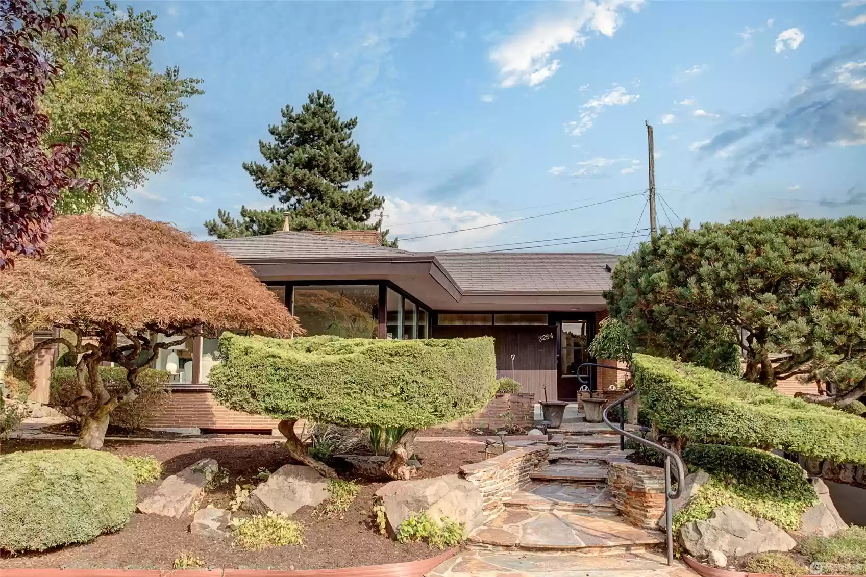 mid-century modern