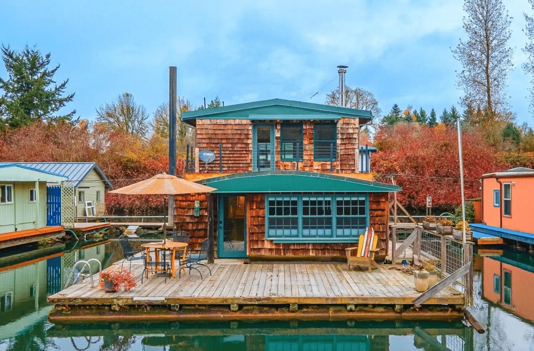 floating house