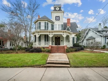 Queen Anne
