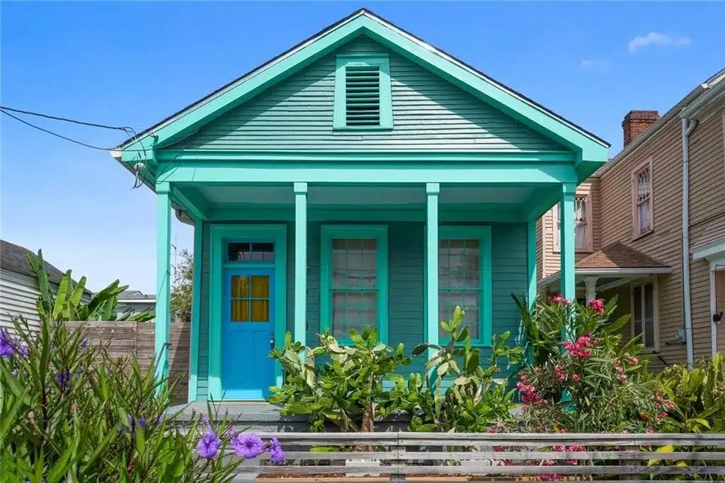 shotgun style home