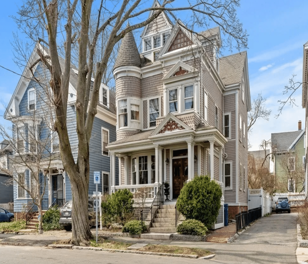 Queen Anne Victorian