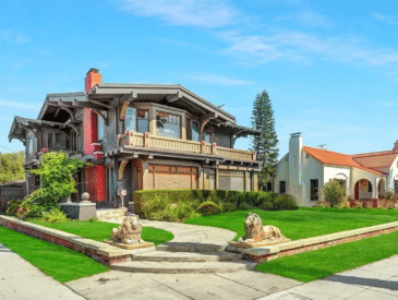 craftsman home with water views