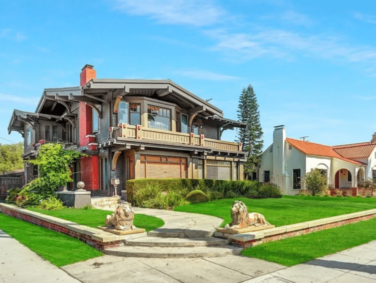 craftsman home with water views