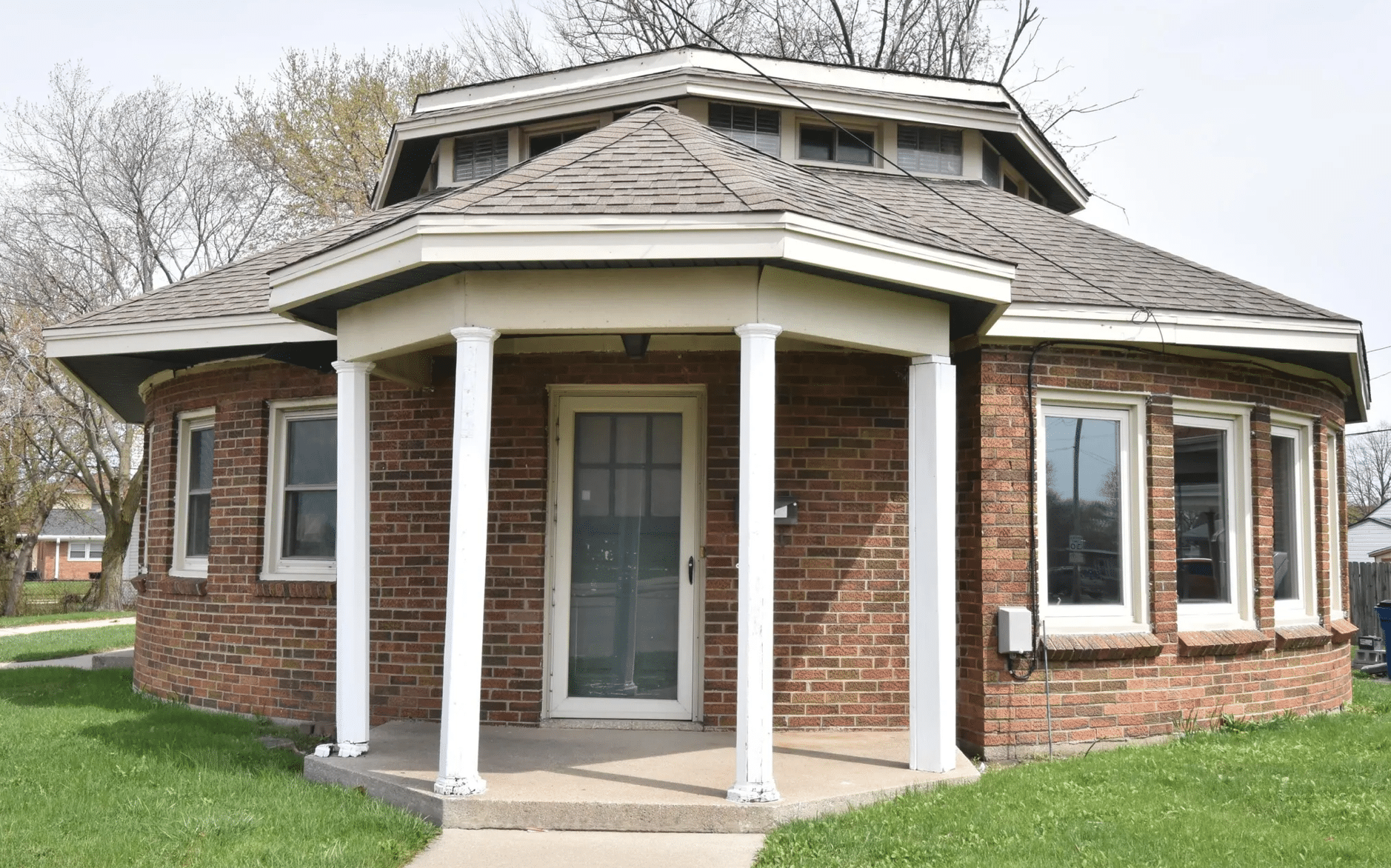 round house