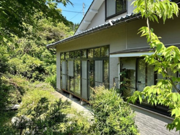 free house
