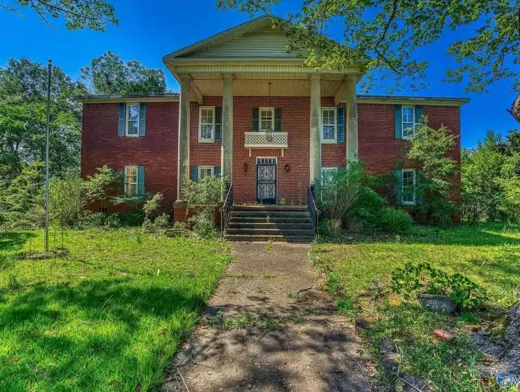 alabama brick home for sale