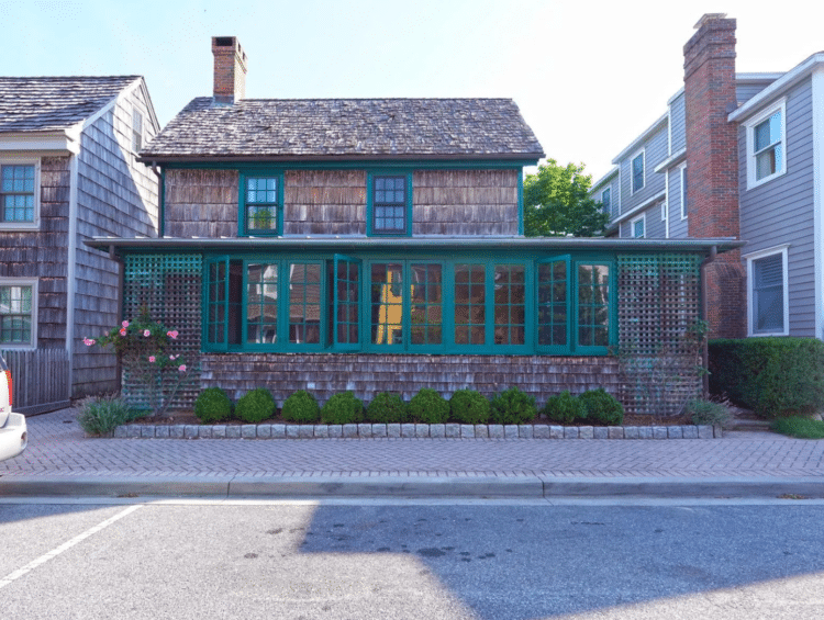 Delaware move-in ready home