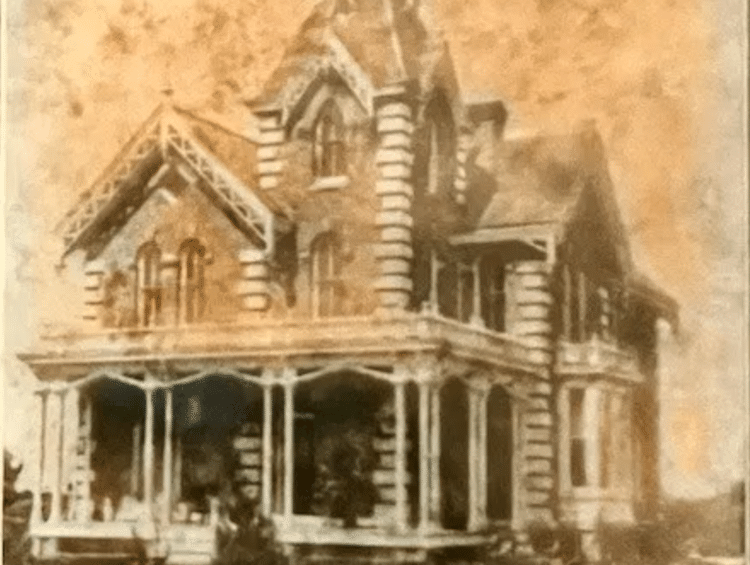 Italianate fixer upper for sale