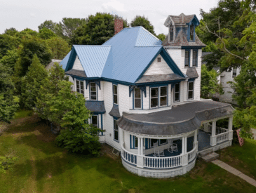 maine Queen Anne victorian