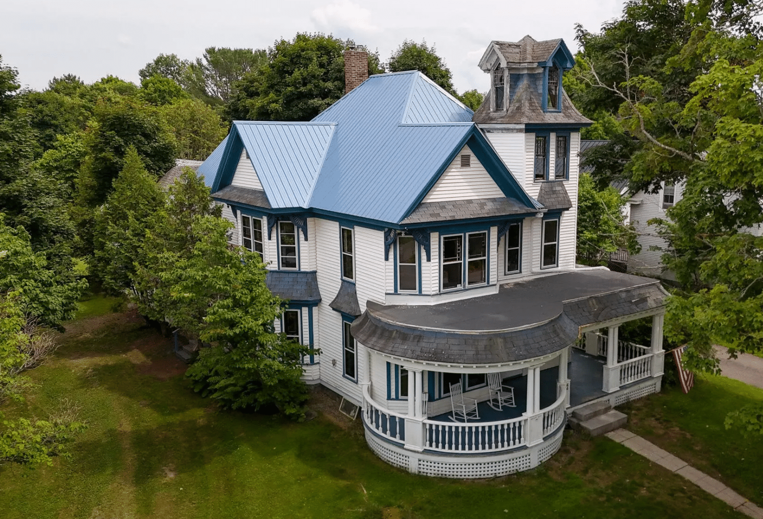 maine Queen Anne victorian