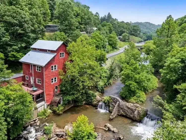 North Carolina mill-house