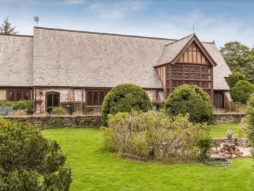 New York elizabethan-style home
