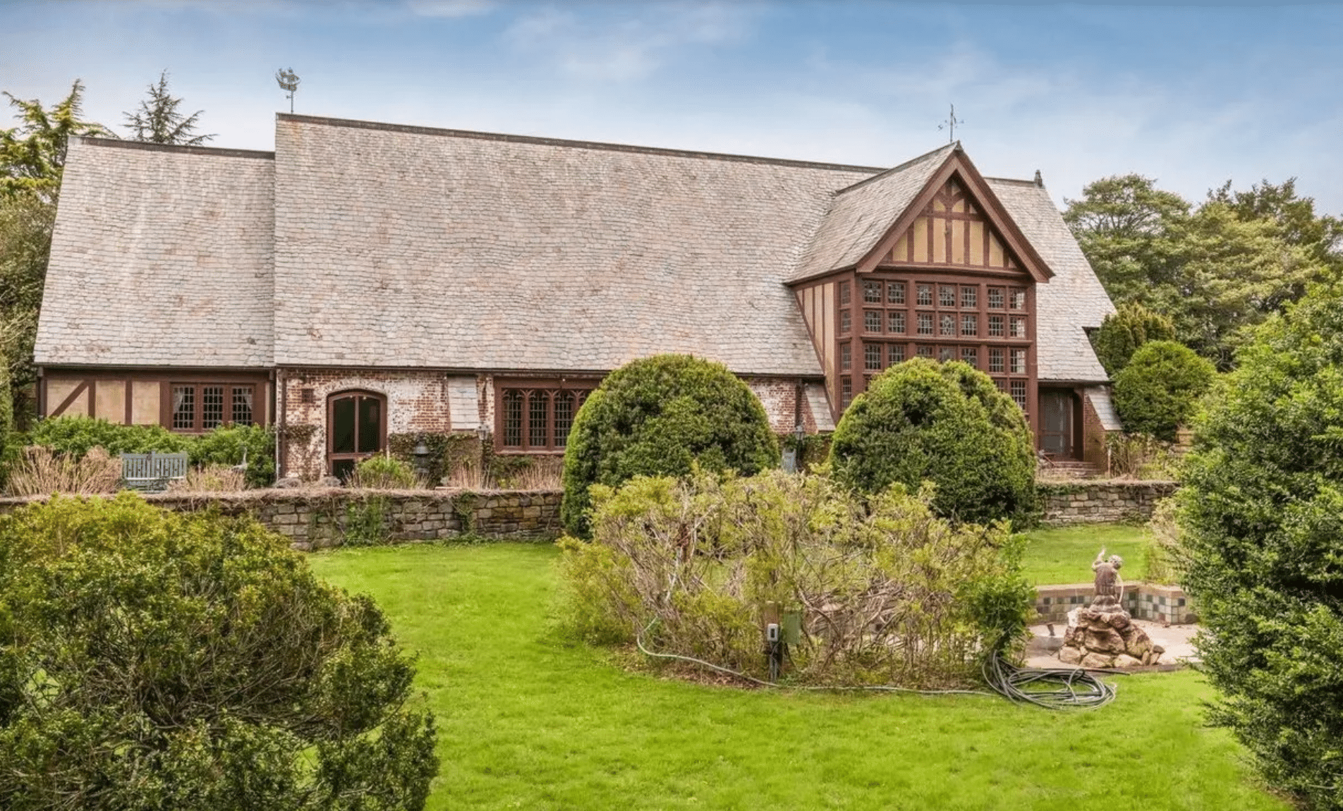 New York elizabethan-style home