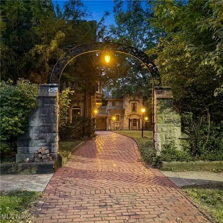 ohio stone house for sale