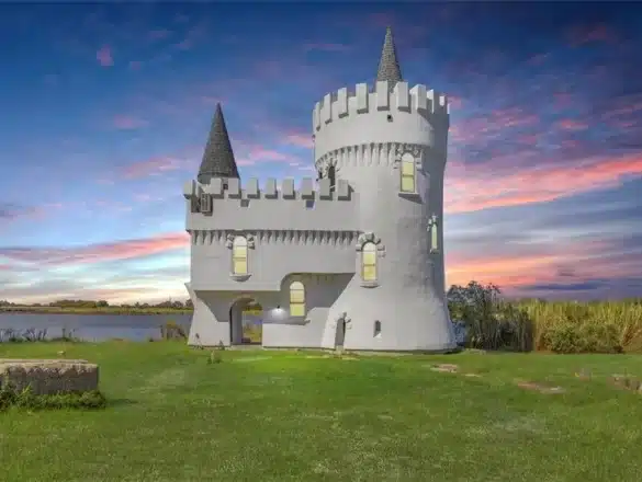 New Orleans waterfront castle