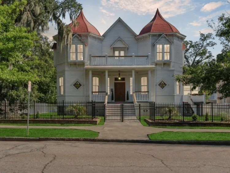 savannah home for sale