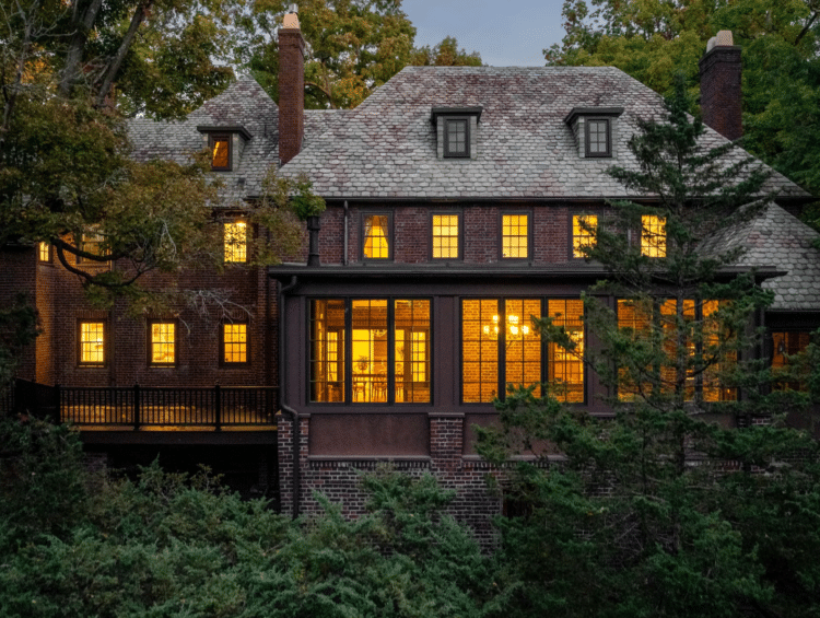 Lincoln house for sale