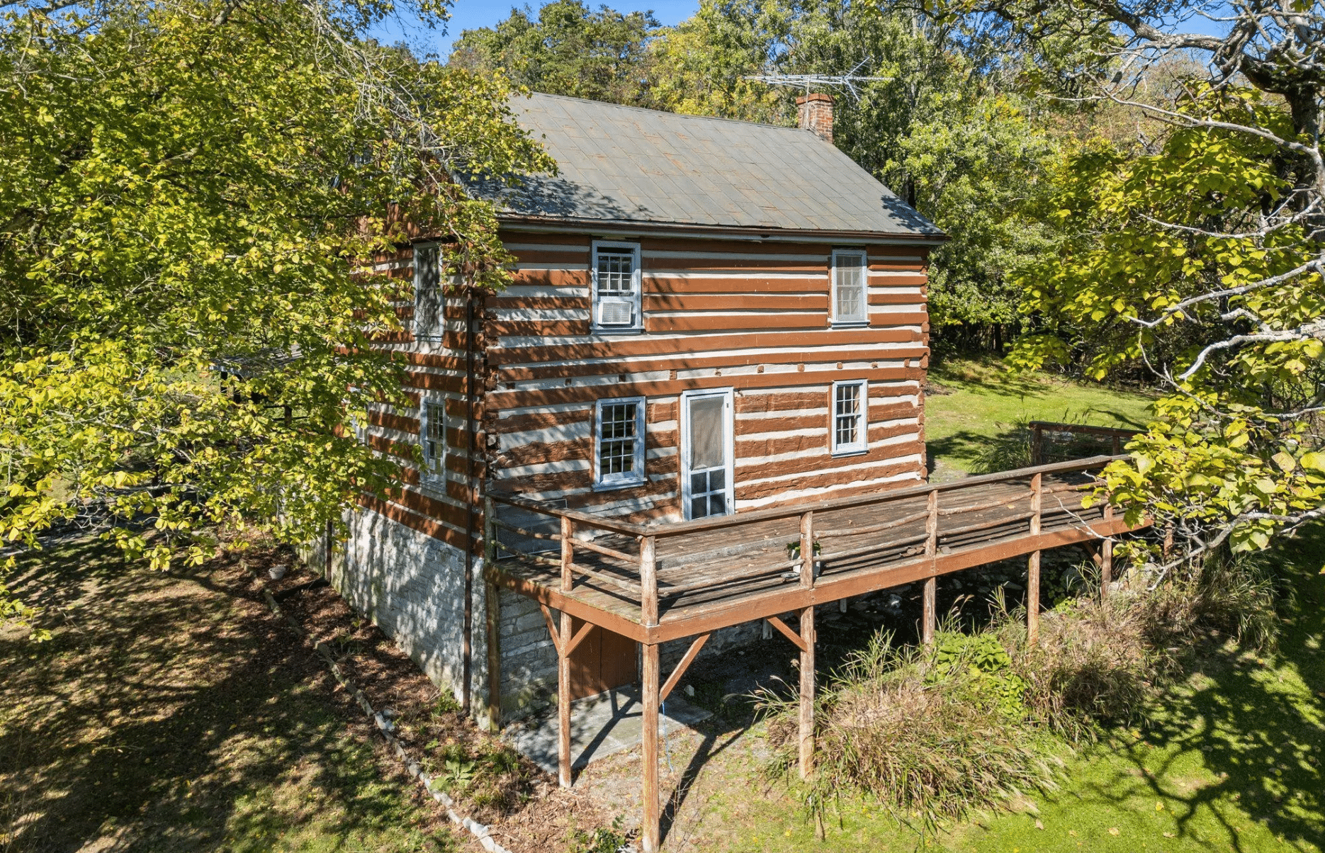 virginia log farmhouse
