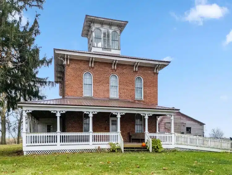 indiana italianate farmhouse