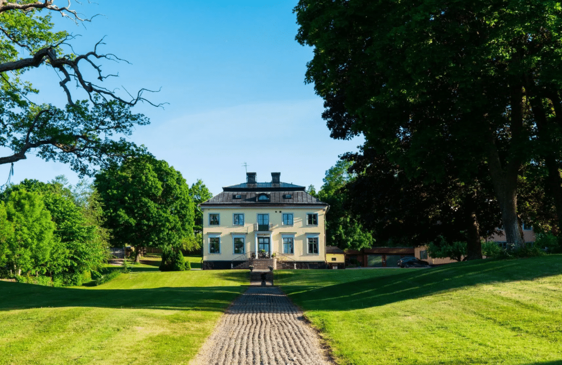 Loviselund estate