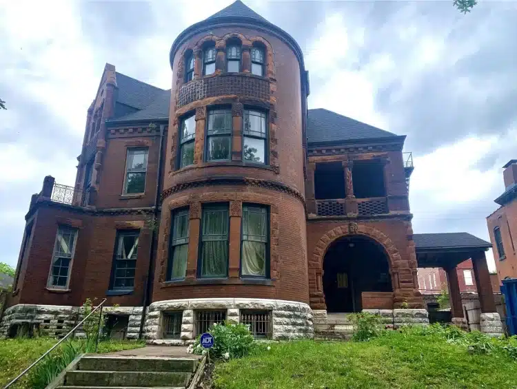 Missouri home for sale