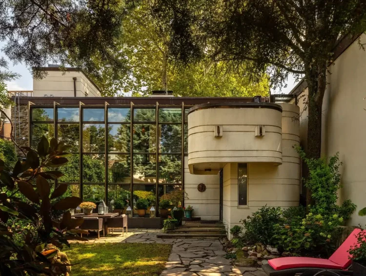 Philadelphia art deco home
