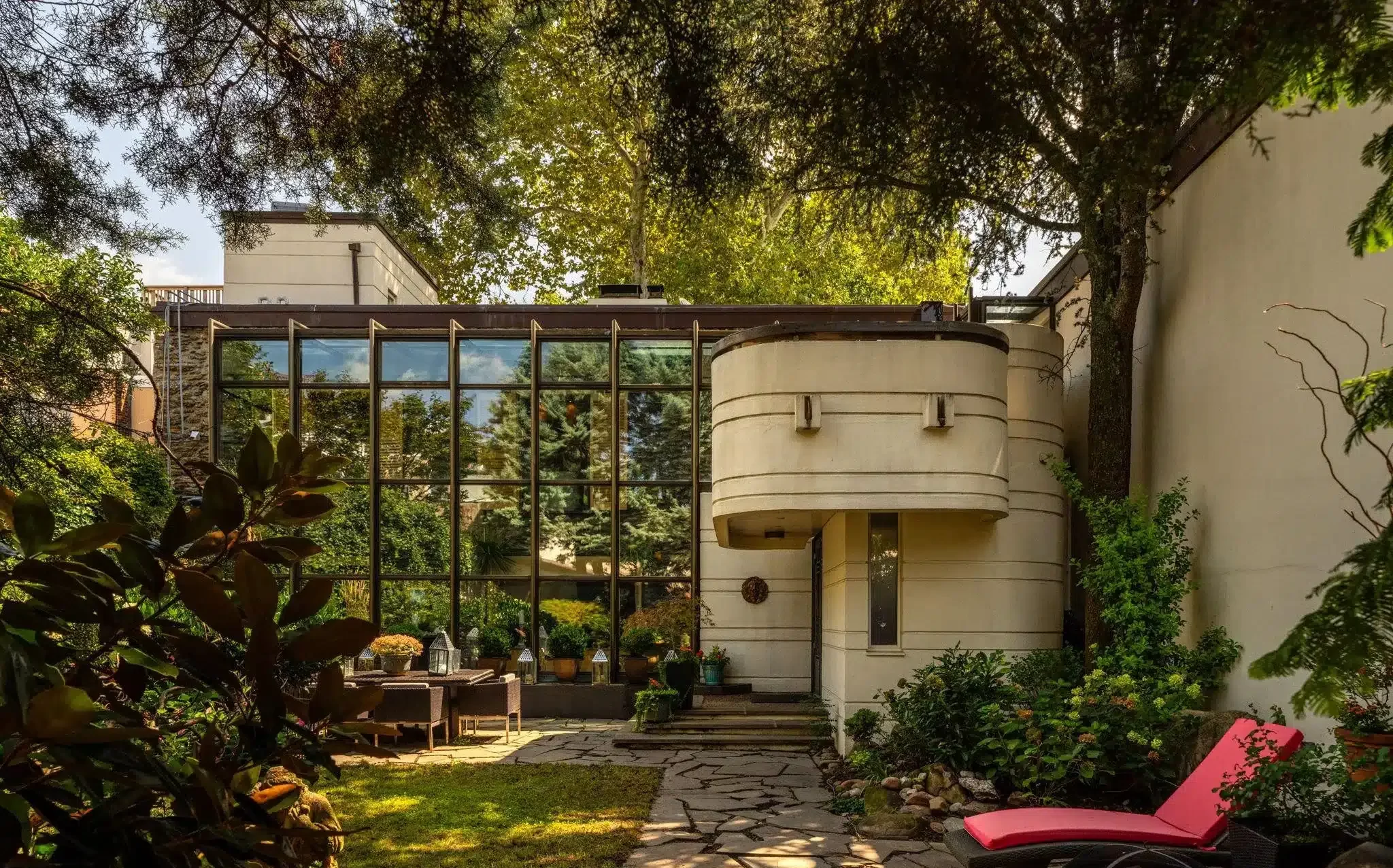 Philadelphia art deco home