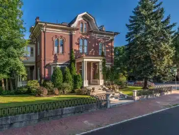 Maine brick Italianate