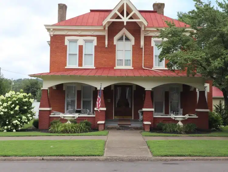 Brick Kentucky home