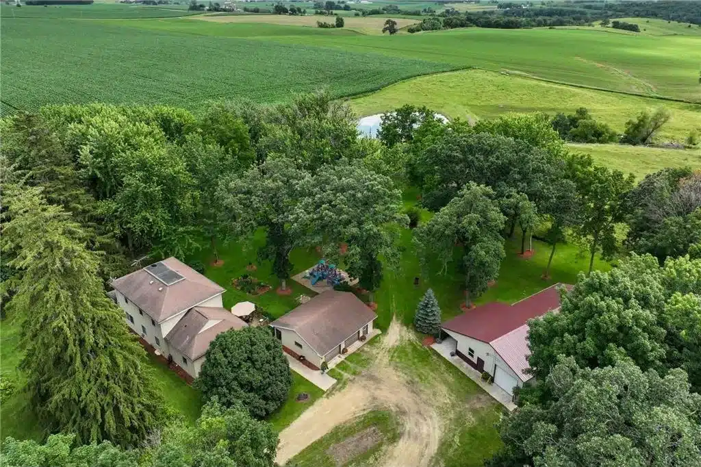 minnesota farmhouse