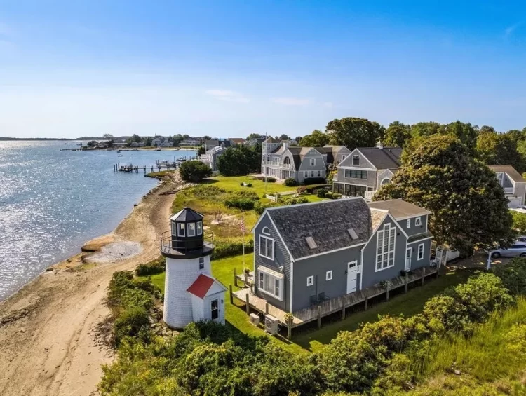 massachusetts home