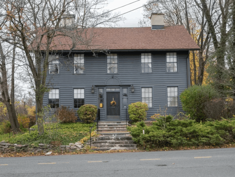connecticut colonial