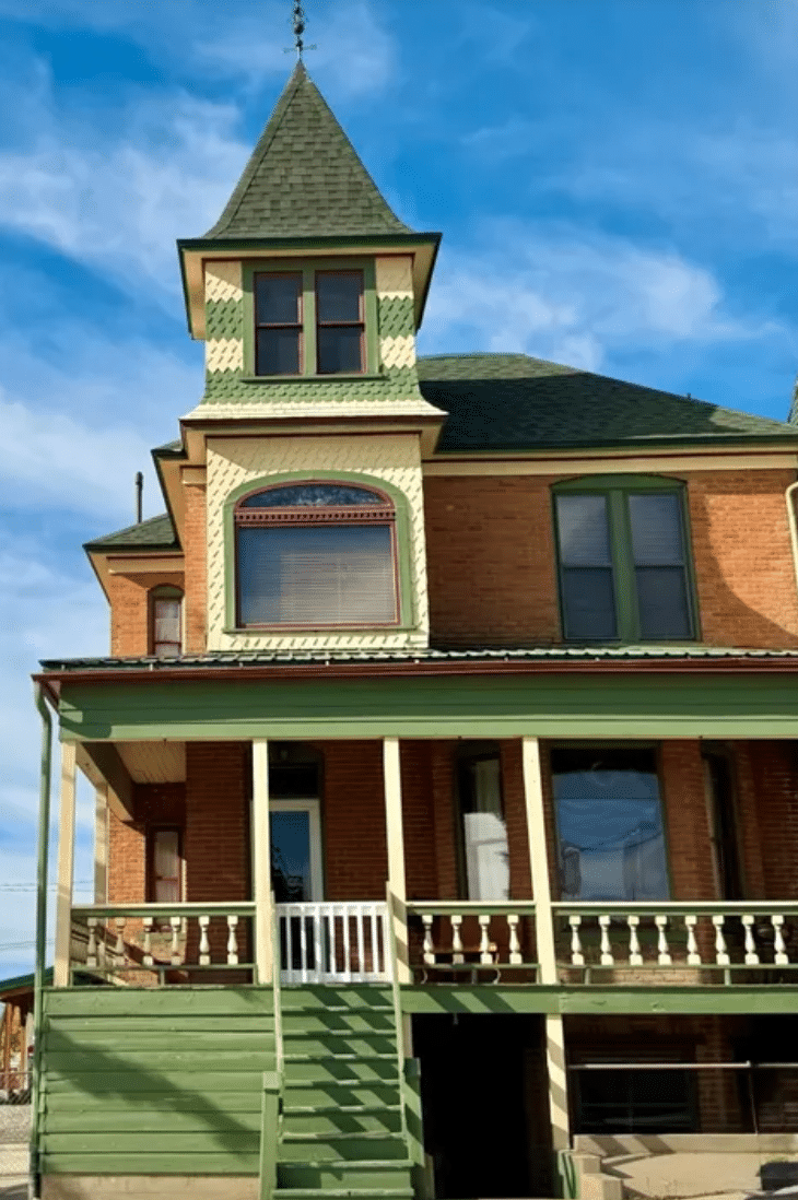 montana victorian