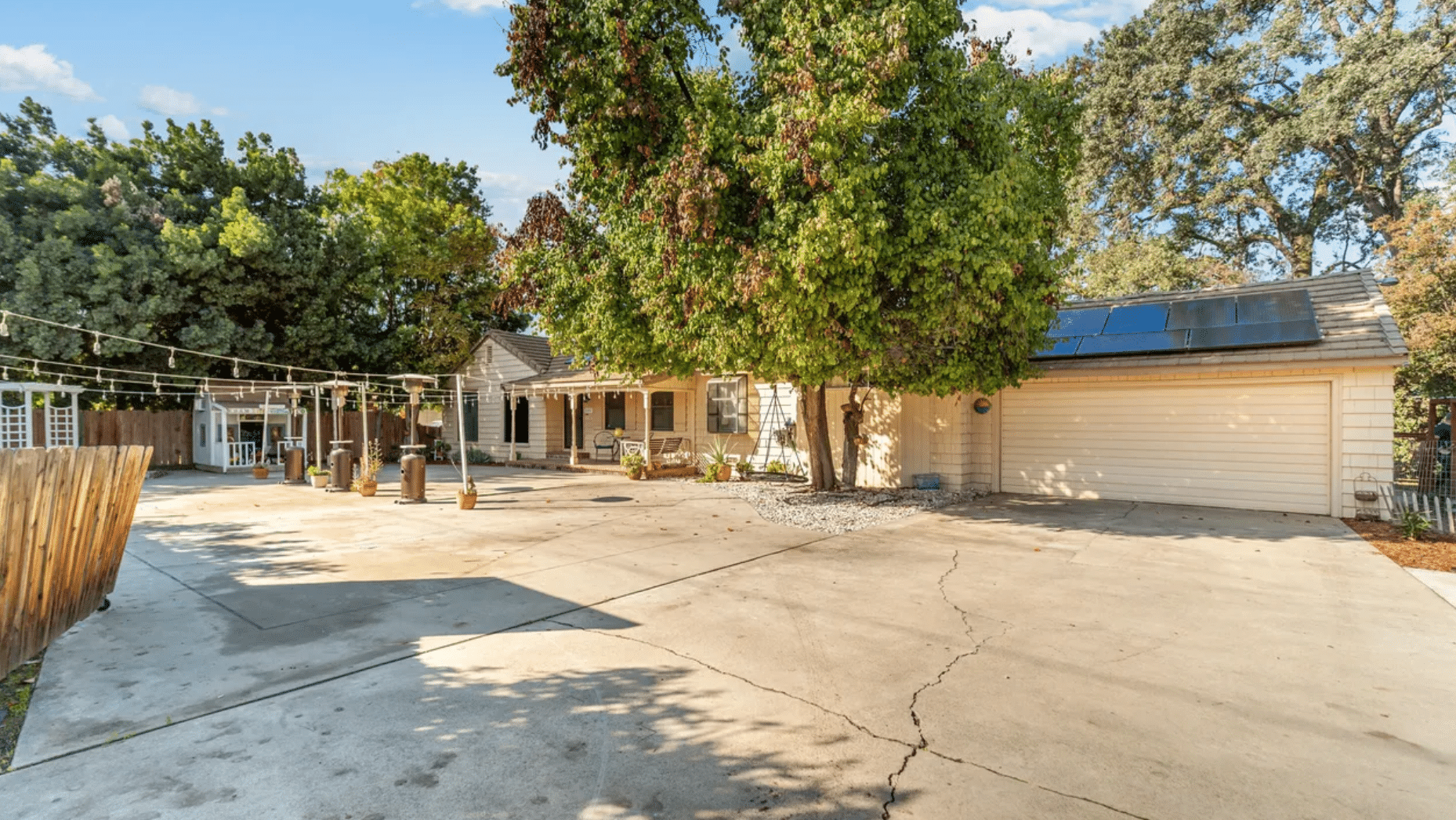 california ranch style home