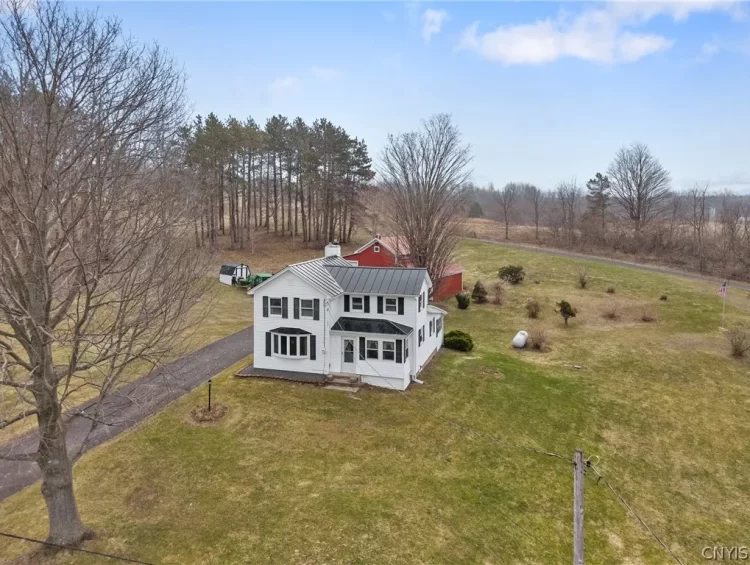 new york farmhouse